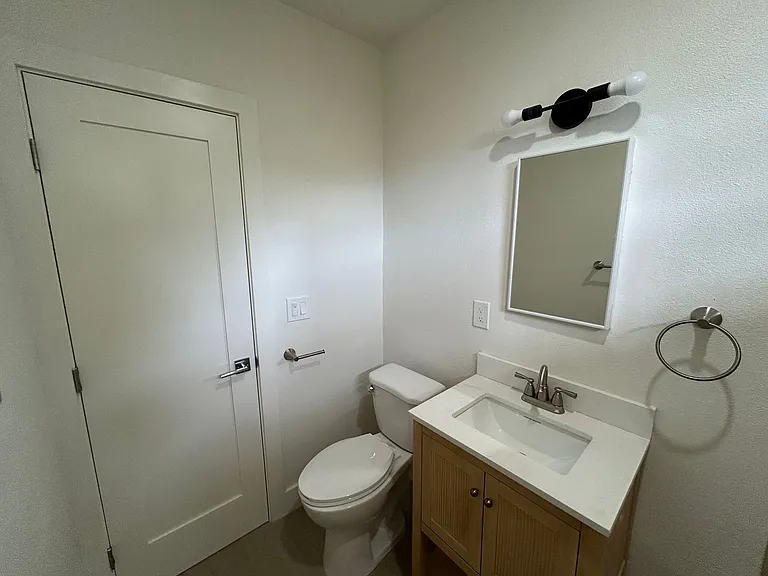 524 Williamson — Photo 2