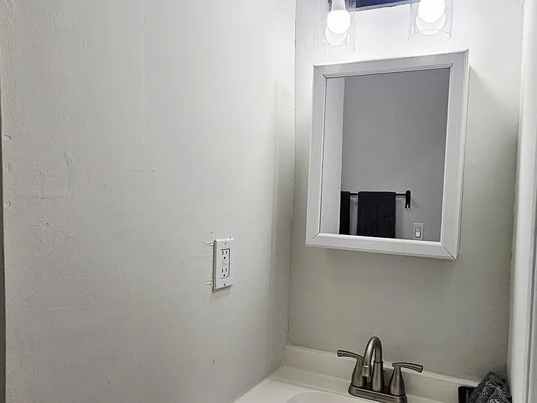 719 Briggs St — Photo 18