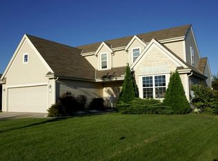 3757 Stillwater Cir, Waukesha, WI 53189