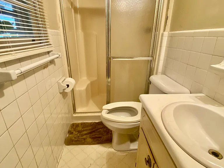 317 Byrd St #4 — Photo 10