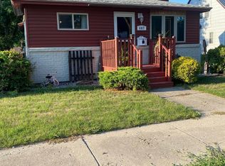 607 E 3rd St, Redwood Falls, MN 56283