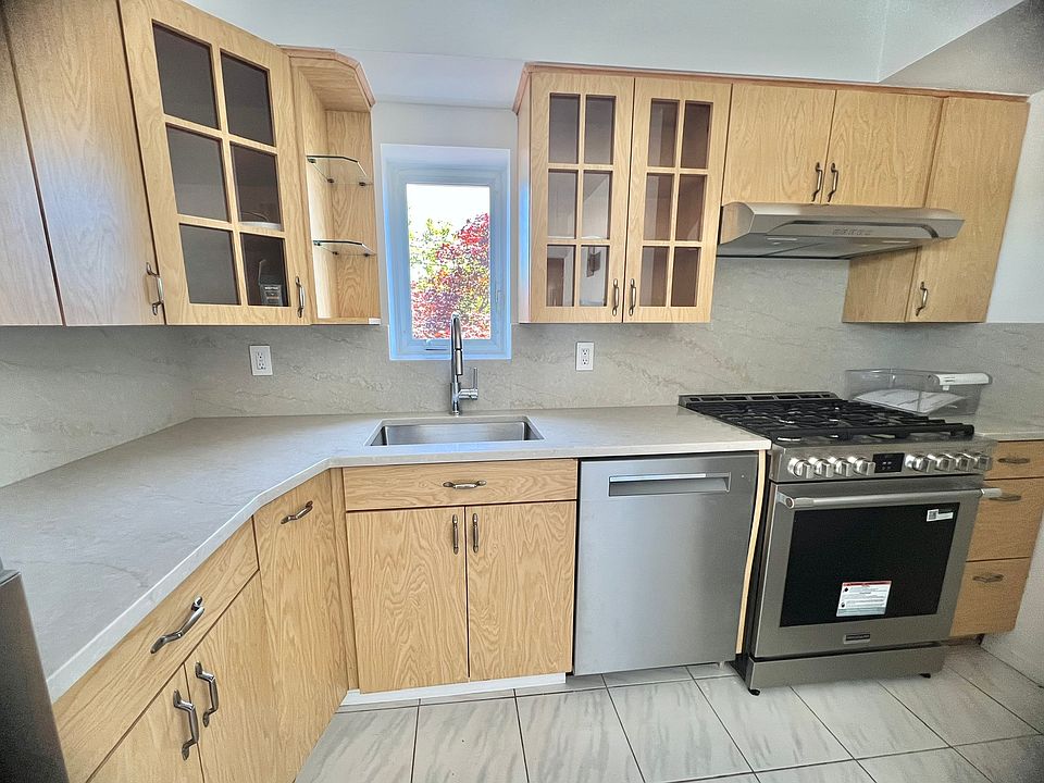 1st image of 6350 75th Pl Floor 3