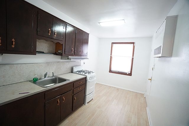 1st image of 24-07 93rd St #1