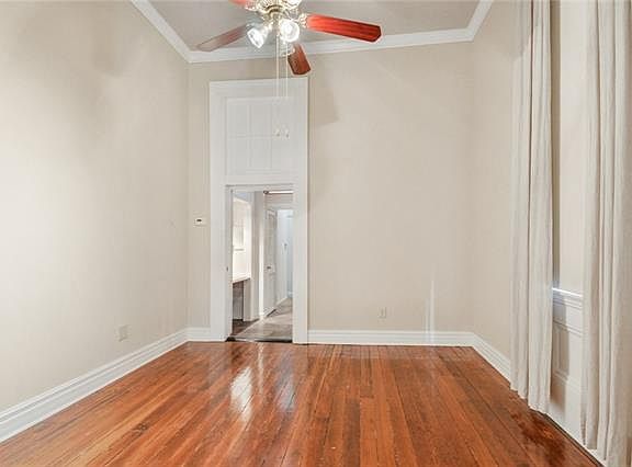 4th image of 2519 Burgundy St