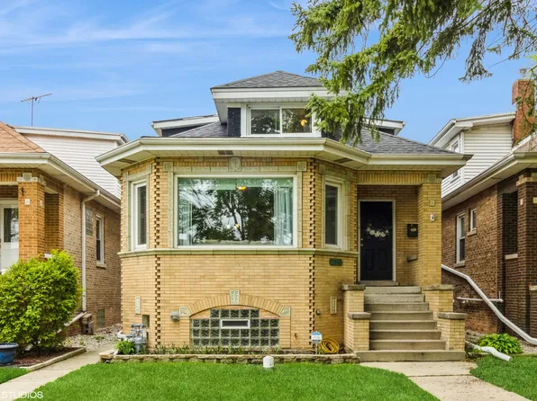 7904 W Sunset Dr, Elmwood Park, IL 60707