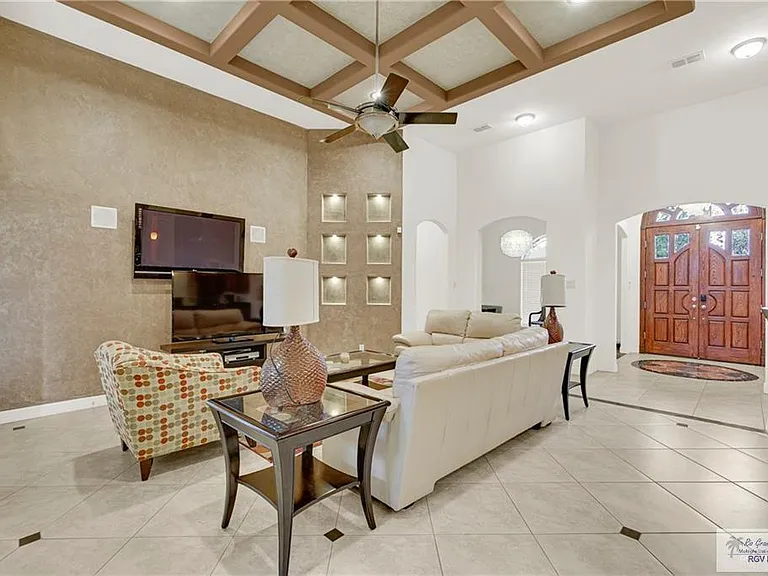 3601 N Toledo St — Photo 5