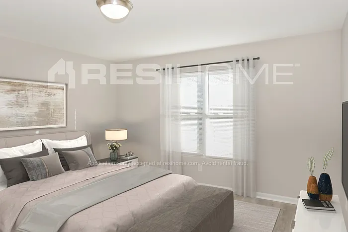 119 London Calvin Way — Photo 6