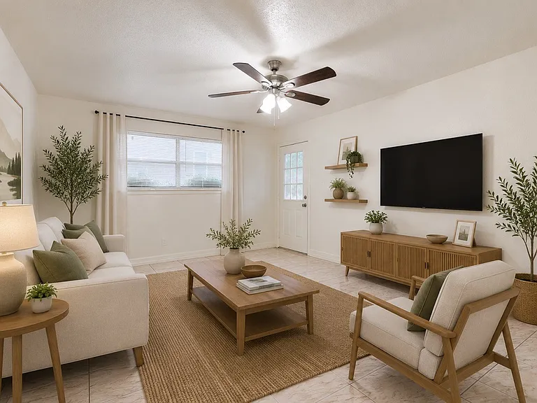 756 E Pecan St #756 — Photo 12