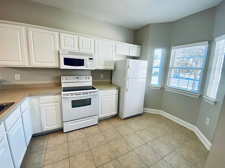 Kitchen 2_04022022