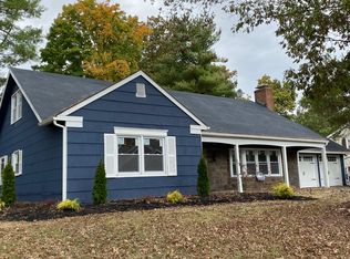 15 Freeman Rd, Somerset, NJ 08873