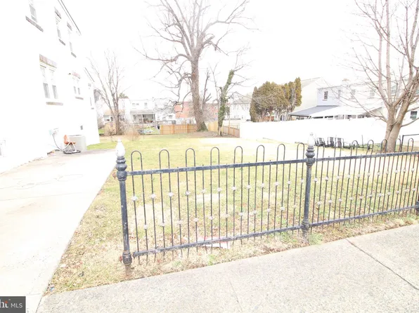 315 Coates St, Bridgeport, PA 19405