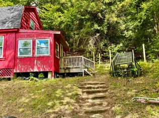 1594 White Rd, Corinth, VT 05039