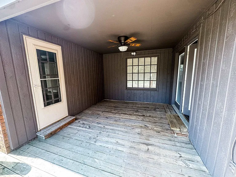 510 Autumn Run Dr — Photo 13