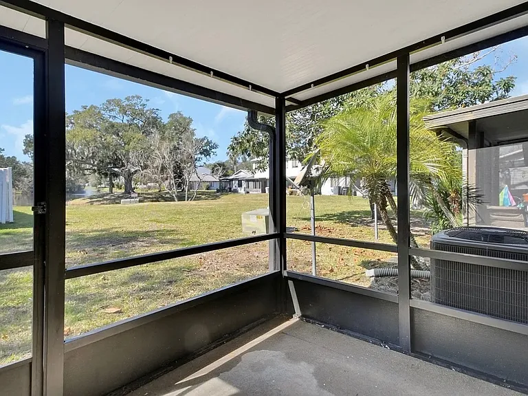 1205 Deer Springs Rd — Photo 10