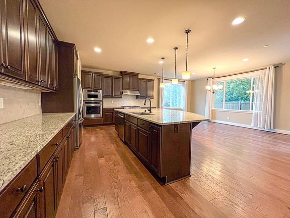 4th image of 11534 157th Ct NE