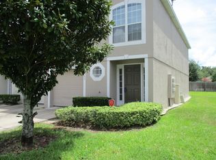 11863 Lake Bend Cir, Jacksonville, FL 32218