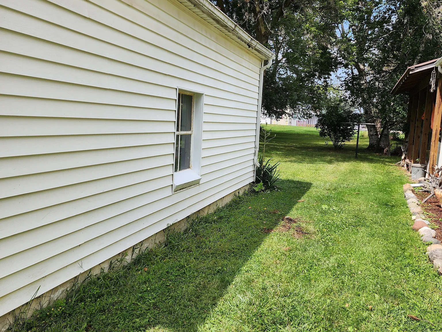 3 bed, 1067 sqft, $1,600 — Photo 4
