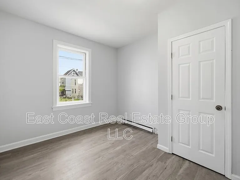 505 W Church St #1W — Photo 8