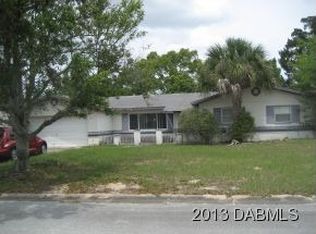 1218 Sunset Cir, Daytona Beach, FL 32117