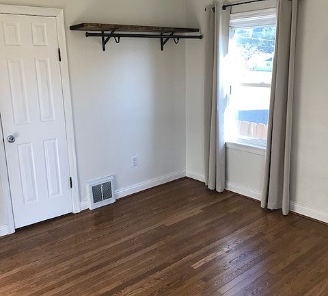 Main floor bedroom #2