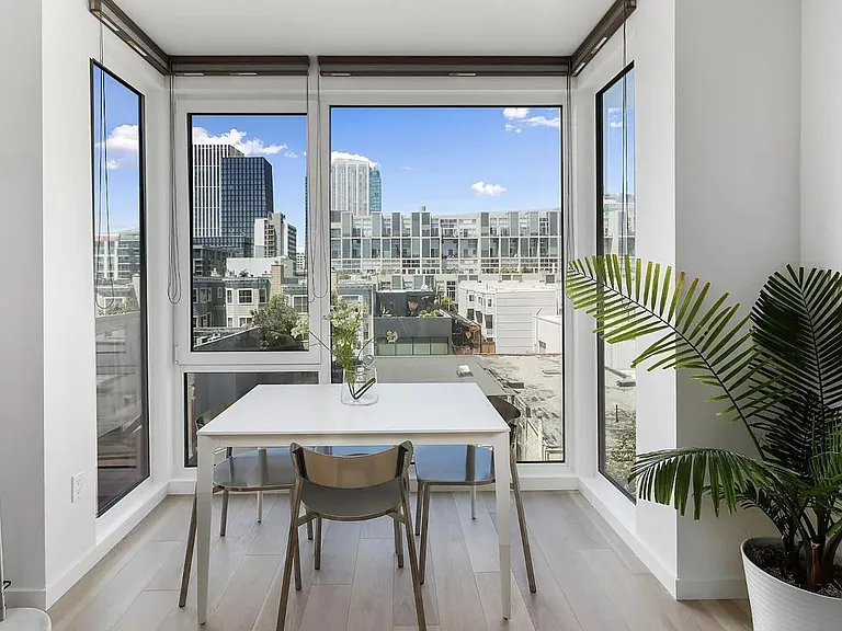 870 Harrison St #402 — Photo 24