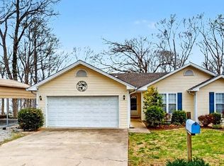 477 Beechwood Dr, Cadiz, KY 42211