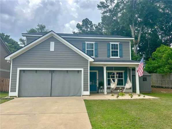 171 Gregory Pl, Smiths Station, AL 36877