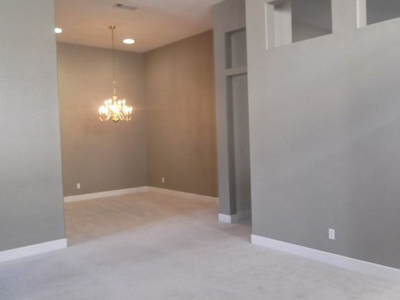 5th image of 179 San Tomas Dr