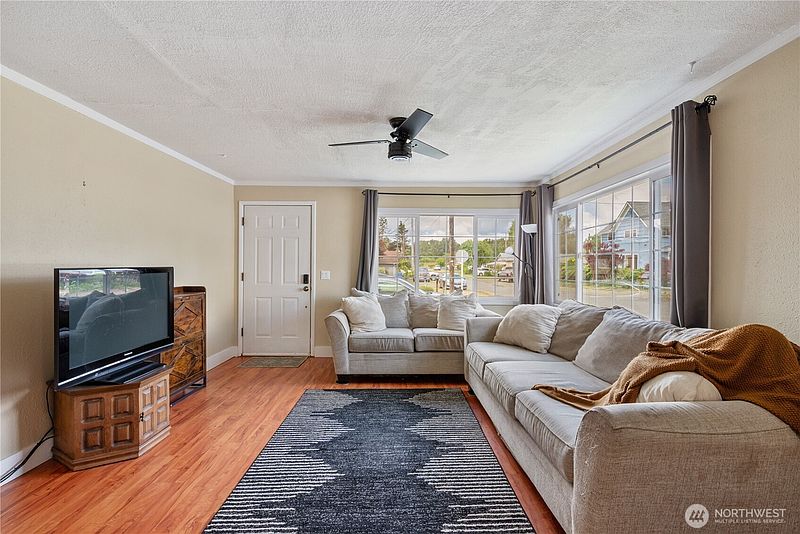 3rd image of 508 4th Avenue SW