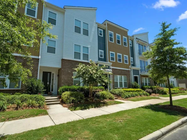 3330 Bending Birch Pl, Charlotte, NC 28206