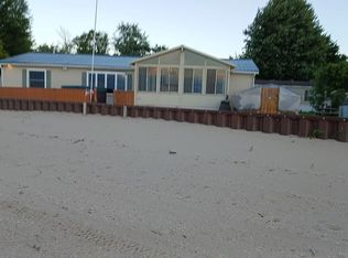 2958 N Last Beach Dr, Bay City, MI 48706
