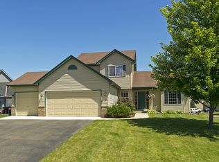 2470 Grey Owl Ct, Mayer, MN 55360