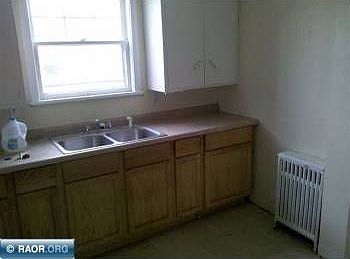 2nd image of 410 Central Ave S
