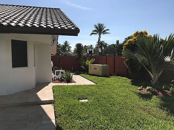 2nd image of 11820 SW 112 Avenue Cir