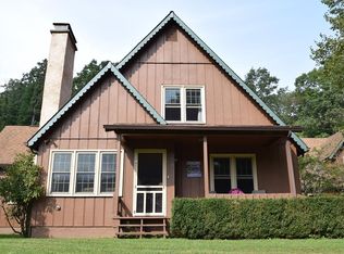 835 Pond Rd, Spruce Pine, NC 28777