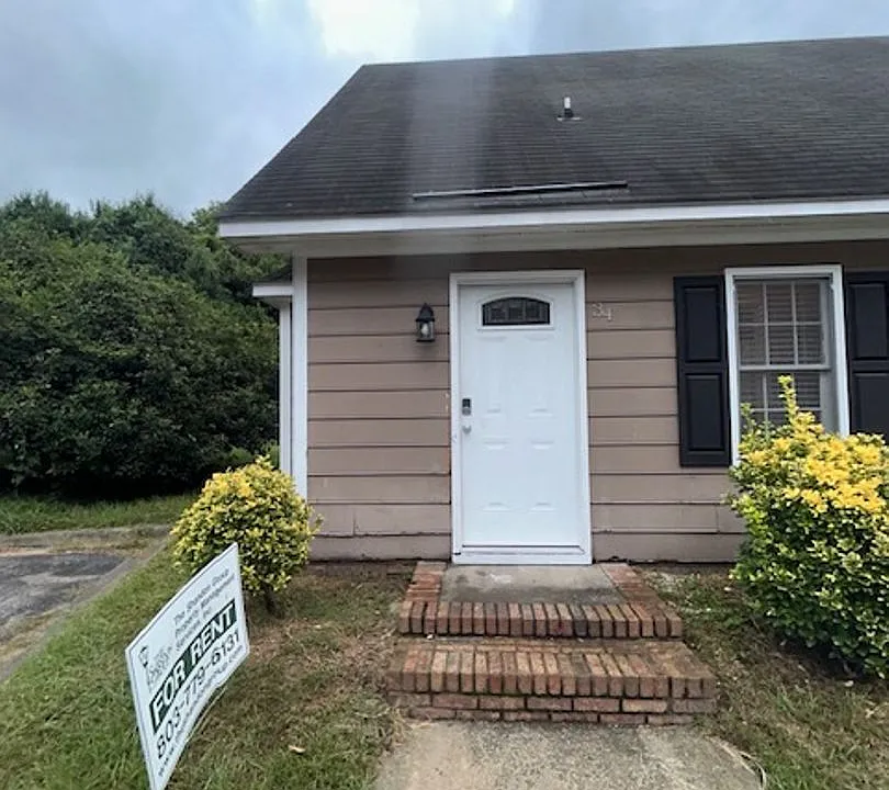 34 Old Clayton Ct