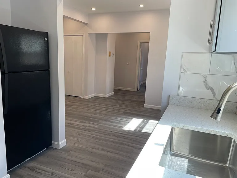 73 Marshall St #3 — Photo 3