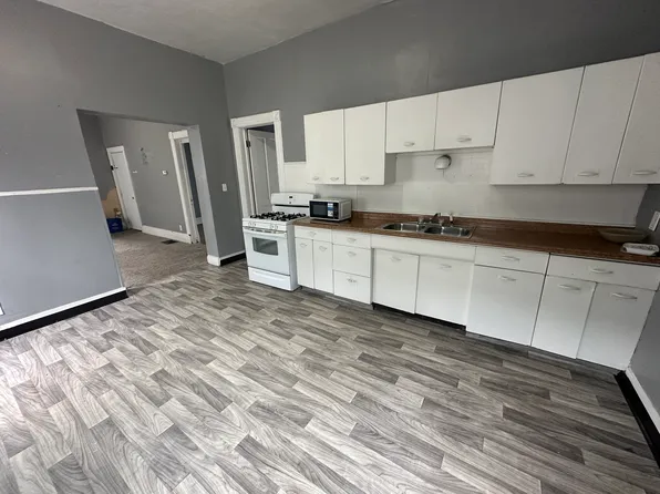 164 Elk St, Buffalo, NY 14210