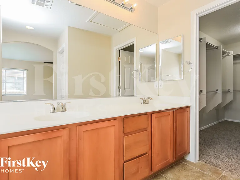 9048 Salvatore St — Photo 12