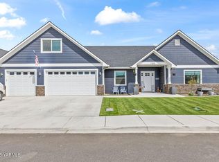 7303 Crestfields Rd, Yakima, WA 98903