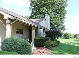 1829 Golf Ridge Dr, Bloomfield, MI