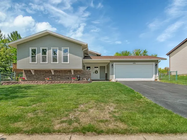 424 Falcon Ridge Way, Bolingbrook, IL 60440