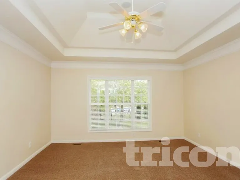 101 Crooked Creek Ct — Photo 9