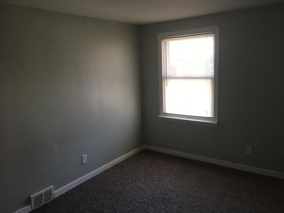2nd image of 24 Cantwell Dr