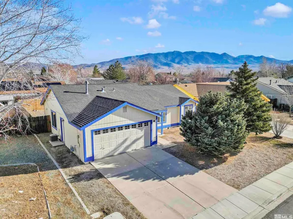 122 Fortune Dr, Dayton, NV 89403