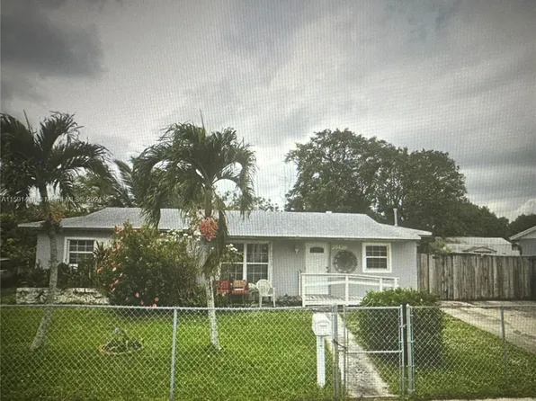 20420 NW 45th Ave, Miami Gardens, FL 33055