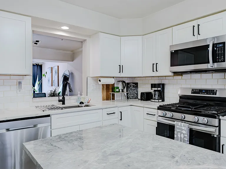 8608 Lark Pl — Photo 31