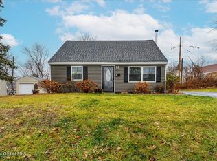 7 Audrey Rd, Latham, NY 12110