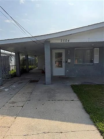 2504 Claire Ave Photo 1