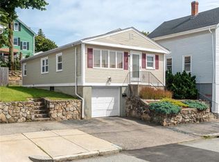 39 Gray St, Providence, RI 02909
